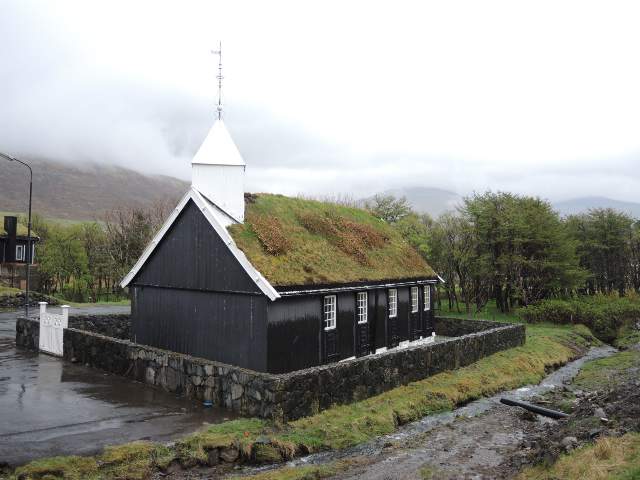 Bøur kirke er en traditionel trækirke fra 1865.